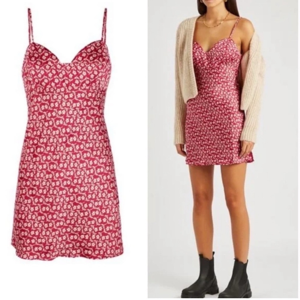 Free People On Our Radar Red Floral-Print Satin Mini Dress/Tunic Size Medium‎